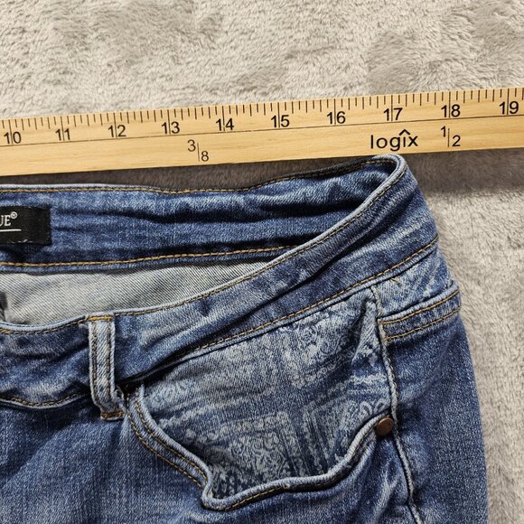 Judy Blue Jean Shorts Womens Size 3XL Medium Wash Bandana Print Cut Offs Stretch - Picture 7 of 10